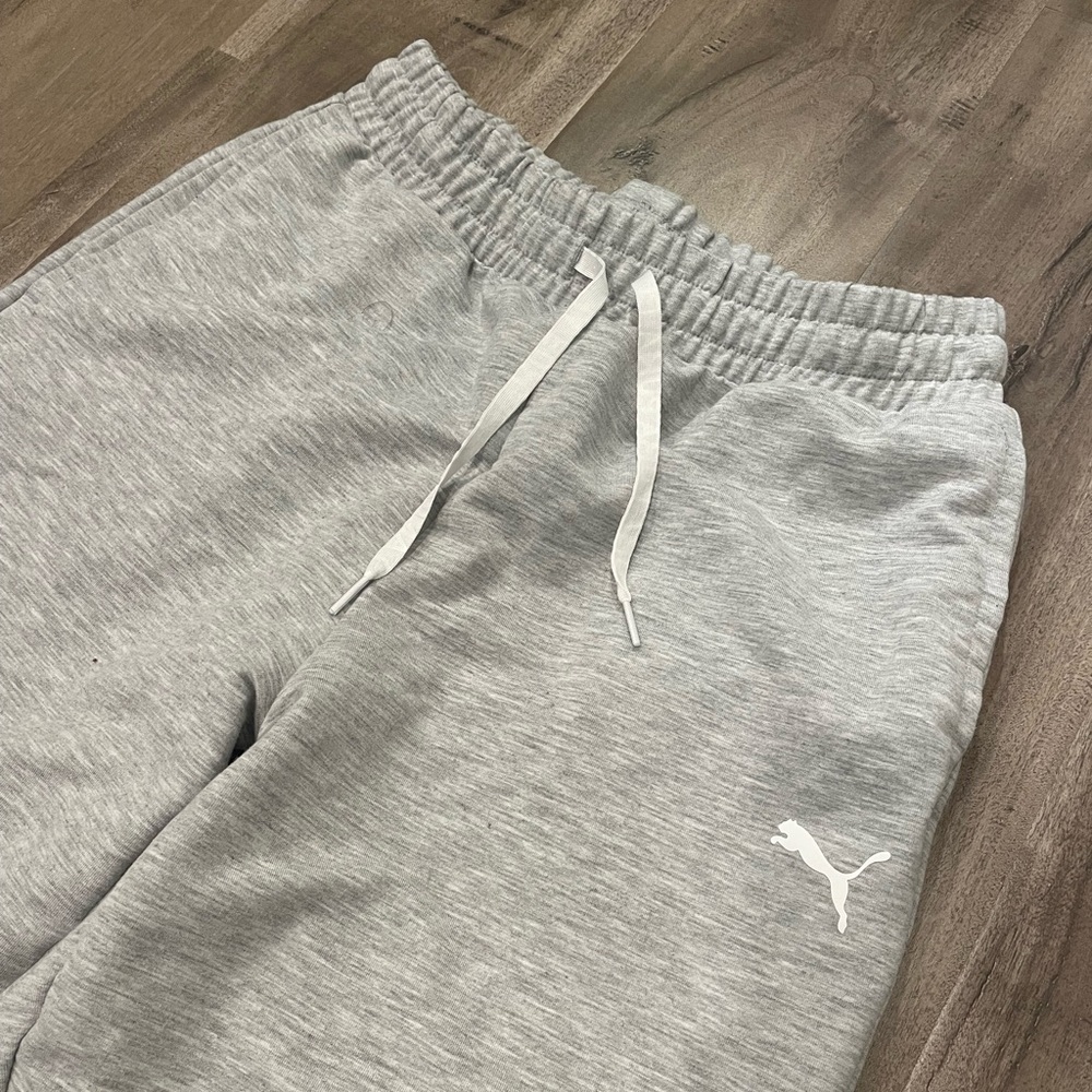 Puma Sweats - Small - Picture 2 of 4